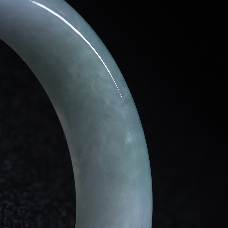 飘花翡翠手镯-红掌柜