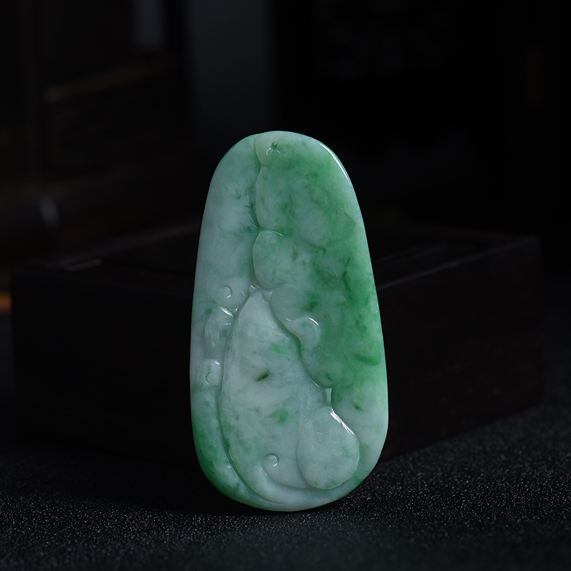 翡翠年年有余吊坠-红掌柜