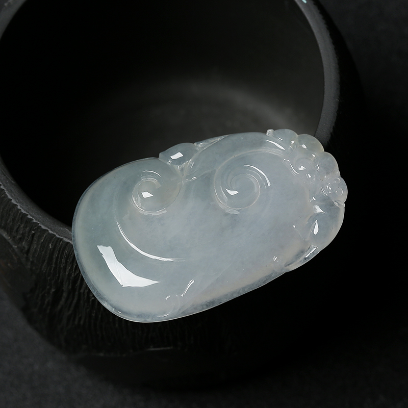 糯种白色翡翠如意-红掌柜