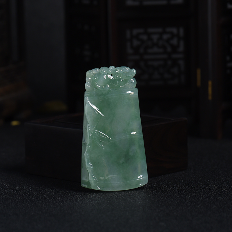 缅甸天然糯种浅绿翡翠节节高升吊坠-红掌柜