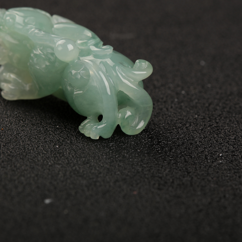 缅甸天然糯种翡翠貔貅吊坠-红掌柜