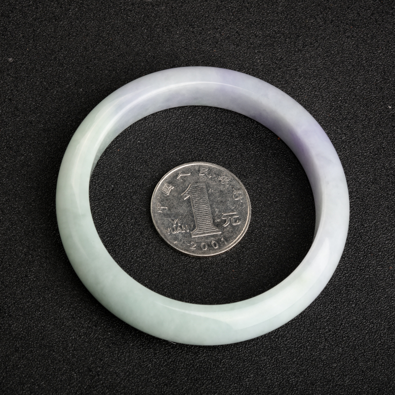 豆种俏色翡翠手镯-红掌柜