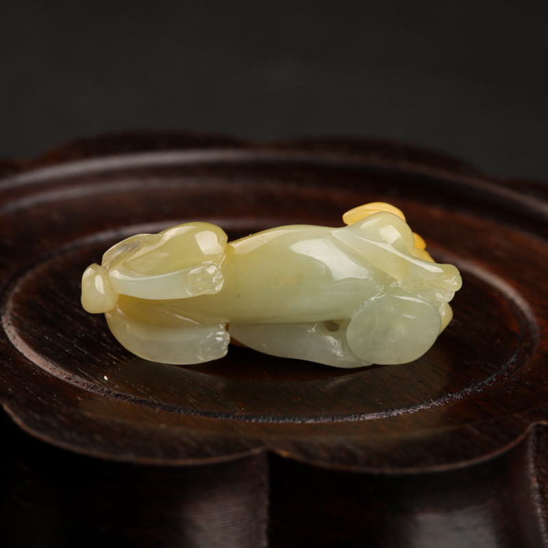 缅甸天然俏色翡翠貔貅吊坠-红掌柜