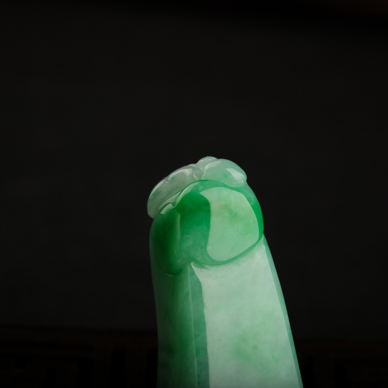 缅甸天然糯种飘翠翡翠吊坠-红掌柜