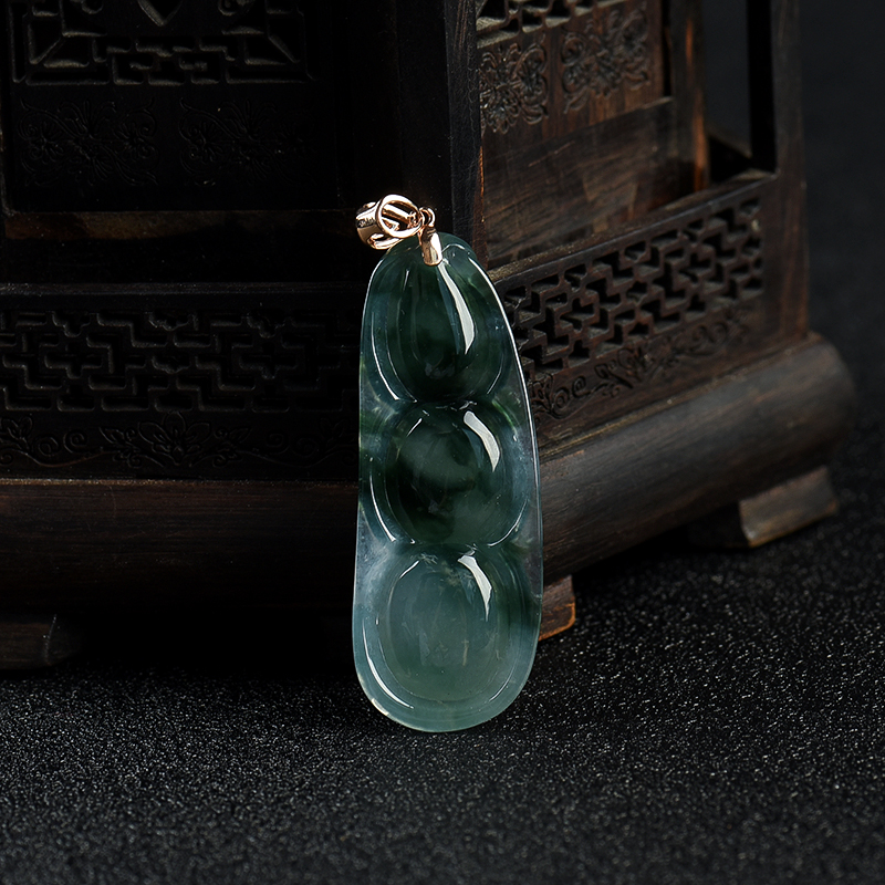 缅甸天然飘花翡翠连中三元吊坠-红掌柜