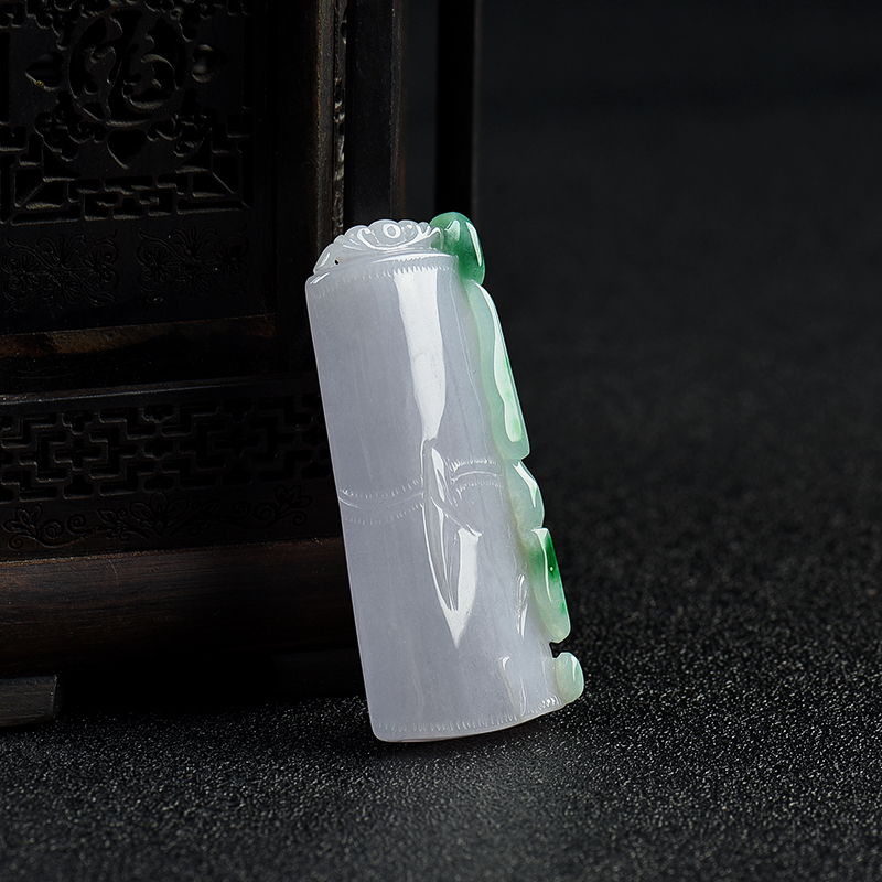 天然糯种春带彩翡翠节节高吊坠-红掌柜