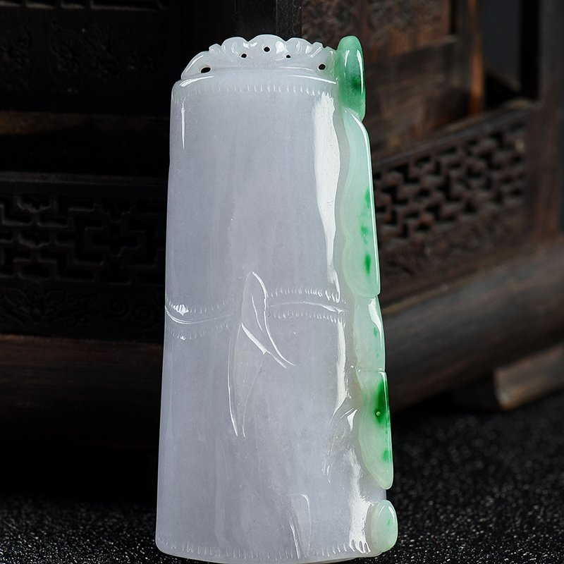 缅甸天然糯种春带彩翡翠吊坠-红掌柜