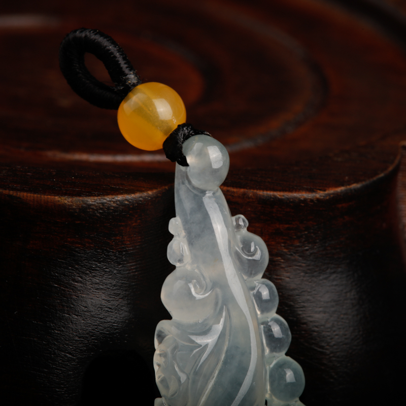 天然翡翠玫瑰花吊坠-红掌柜