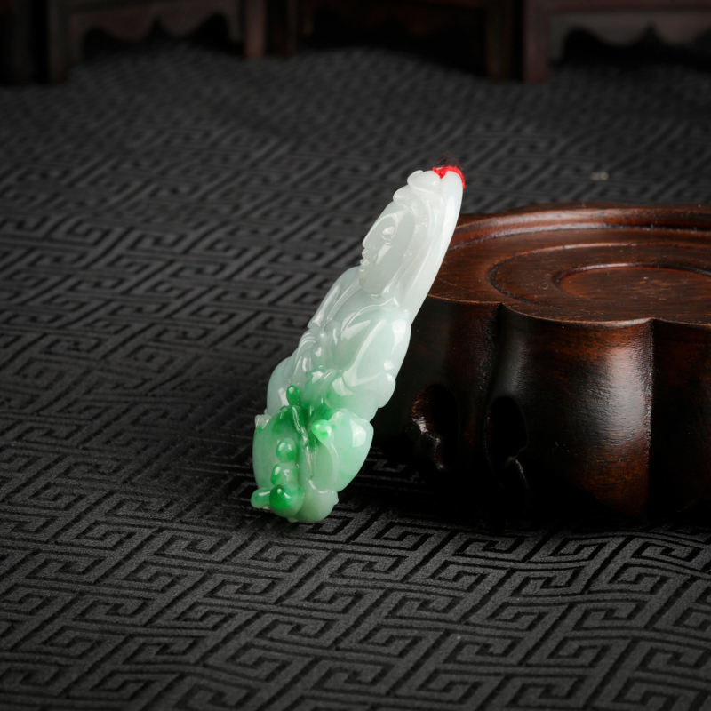 糯种飘翠翡翠观音吊坠 - 红掌柜