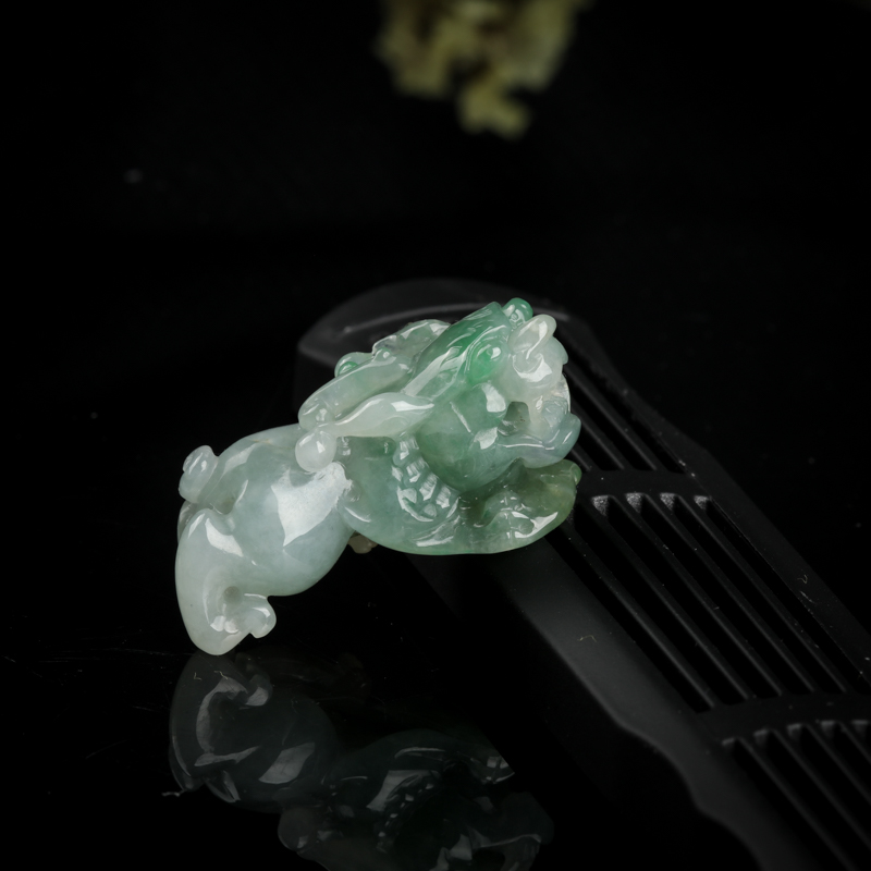 翡翠貔貅吊坠-红掌柜