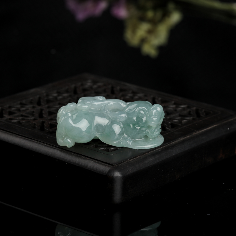 糯种飘花翡翠貔貅吊坠-红掌柜