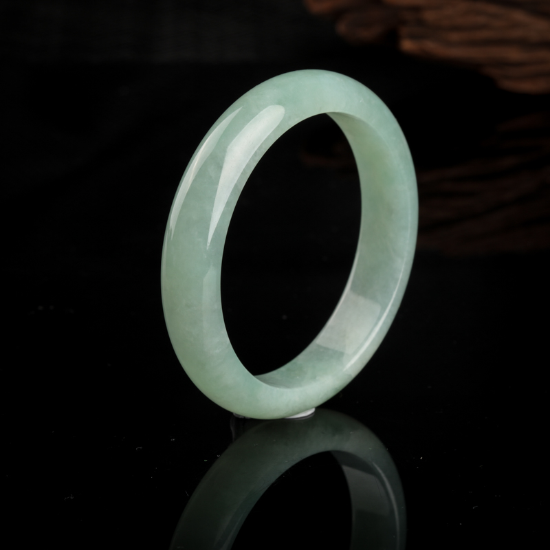 57.5mm缅甸天然豆种浅绿翡翠手镯-红掌柜