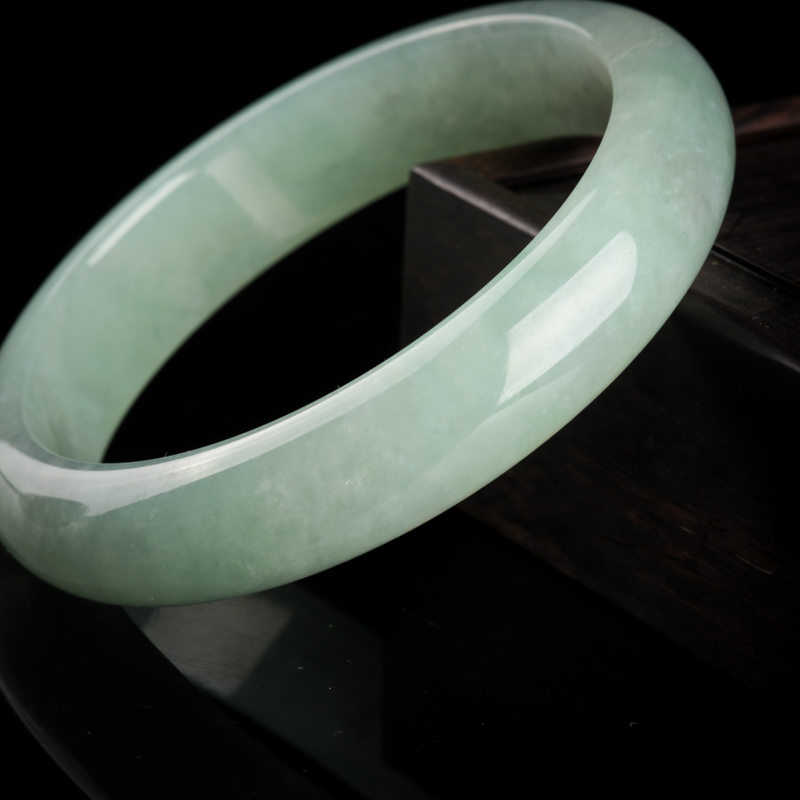 57.5mm缅甸天然豆种翡翠手镯-红掌柜