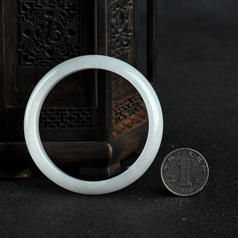 57.5mm缅甸天然豆种翡翠手镯-红掌柜