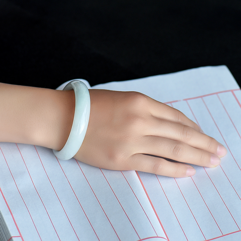 豆种白色翡翠手镯-红掌柜