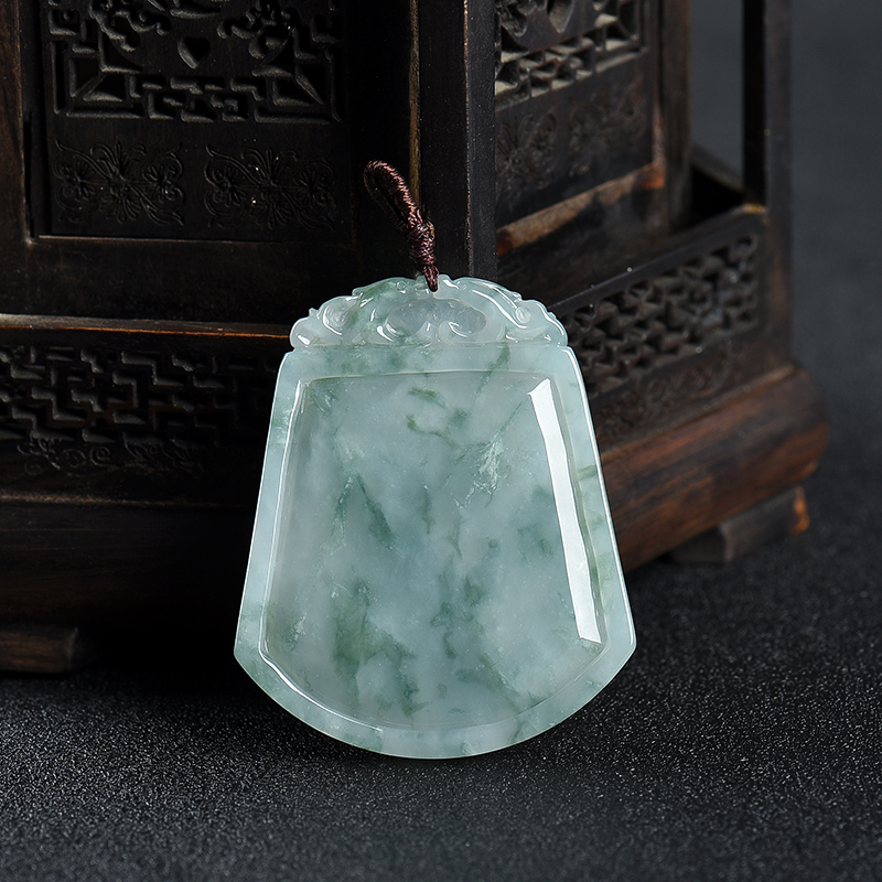 翡翠无事牌吊坠-红掌柜