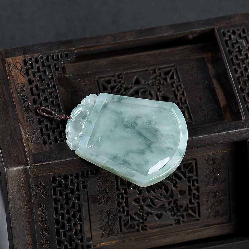 糯种飘花翡翠无事牌-红掌柜