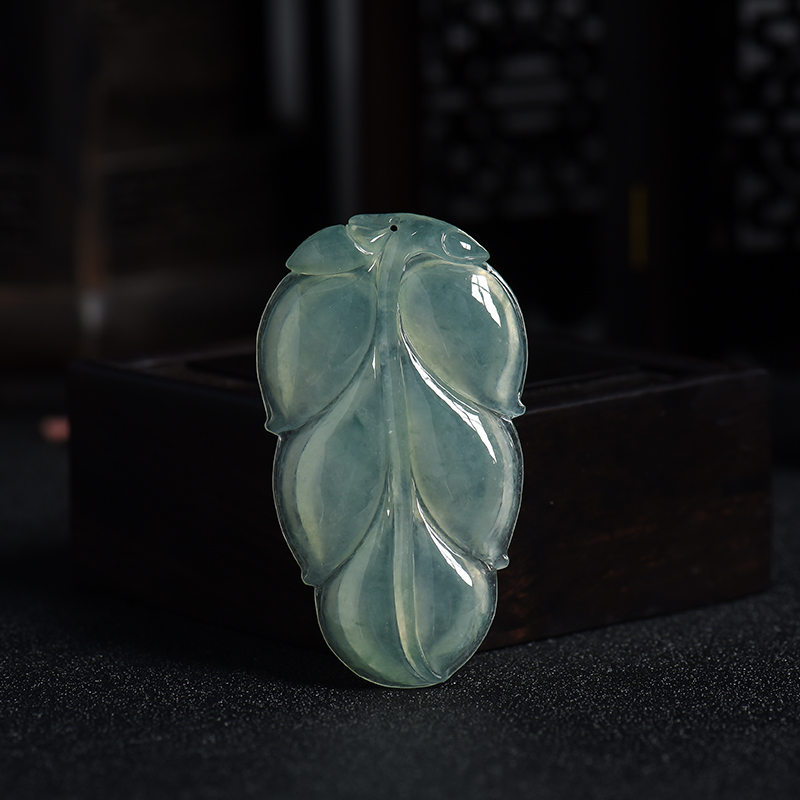 缅甸A货冰糯种蓝绿色翡翠金枝玉叶吊坠 - 红掌柜