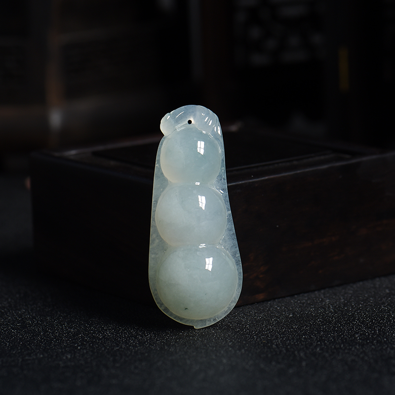 缅甸A货天然糯种白色翡翠连中三元吊坠 - 红掌柜