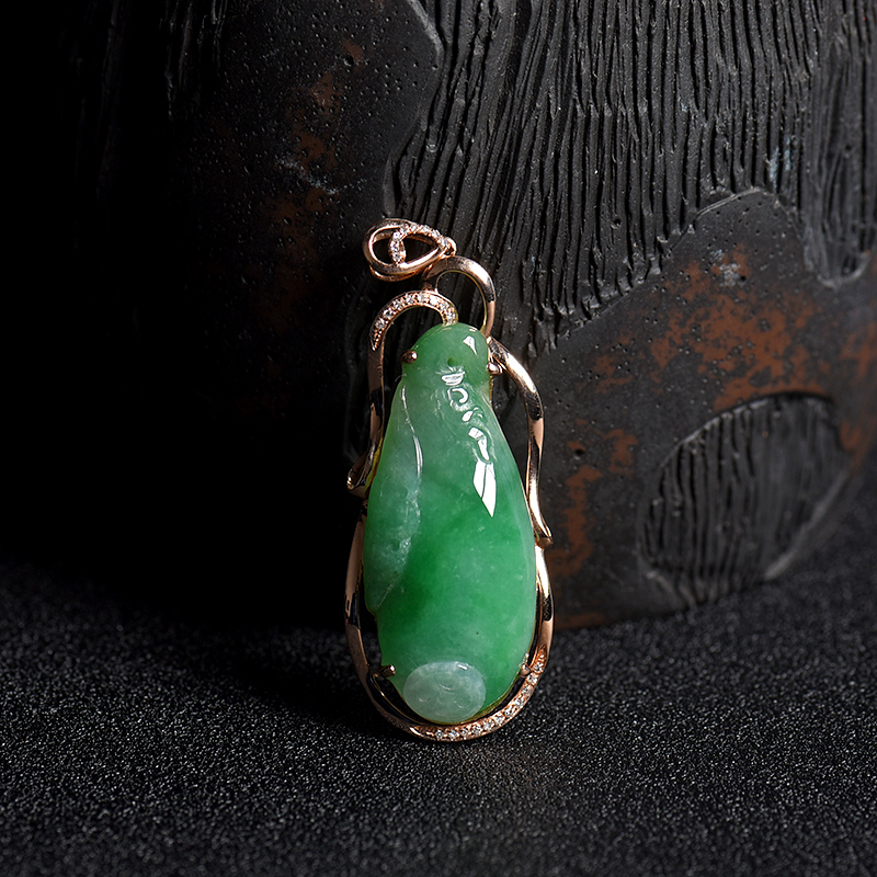 18K金镶钻糯种豆绿翡翠福从天降吊坠 - 红掌柜
