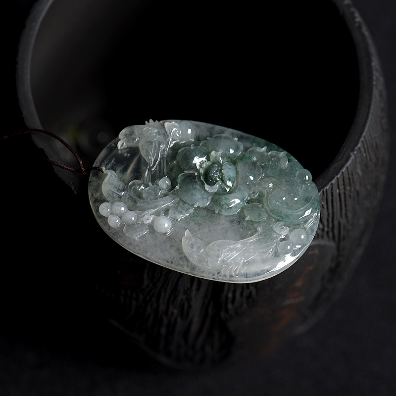 翡翠喜上眉梢吊坠-红掌柜