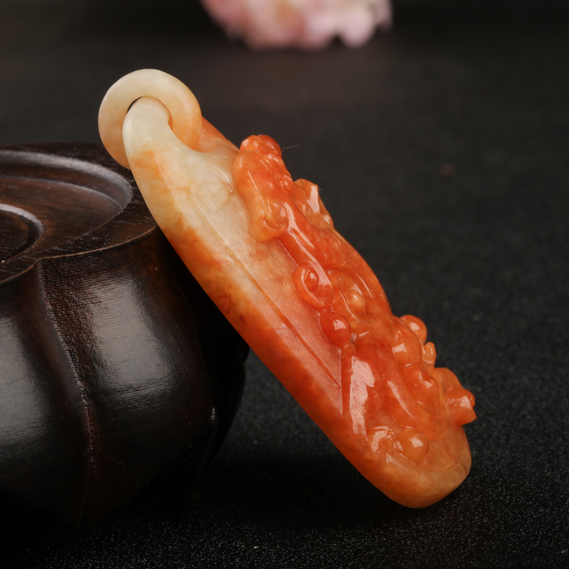 龙牌吊坠-红掌柜