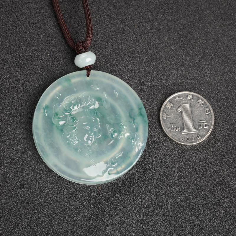 糯冰种飘翠翡翠吊坠-红掌柜