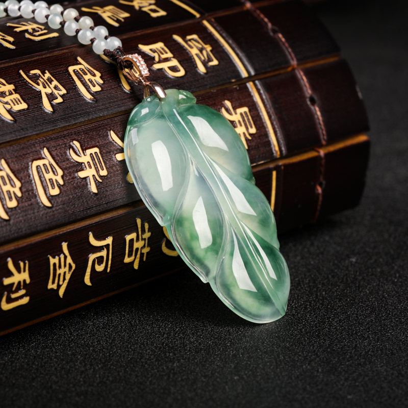 天然糯冰种飘花翡翠金枝玉叶吊坠-红掌柜