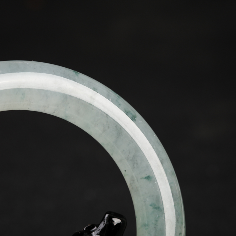 糯冰种飘花翡翠手镯-红掌柜