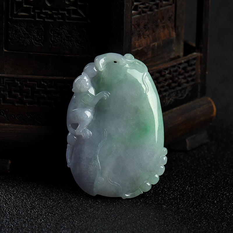 糯种春带彩翡翠封侯之禄吊坠-红掌柜