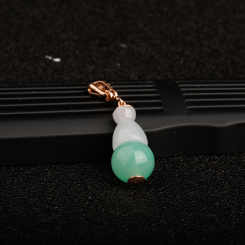 缅甸天然糯种翡翠吊坠-红掌柜