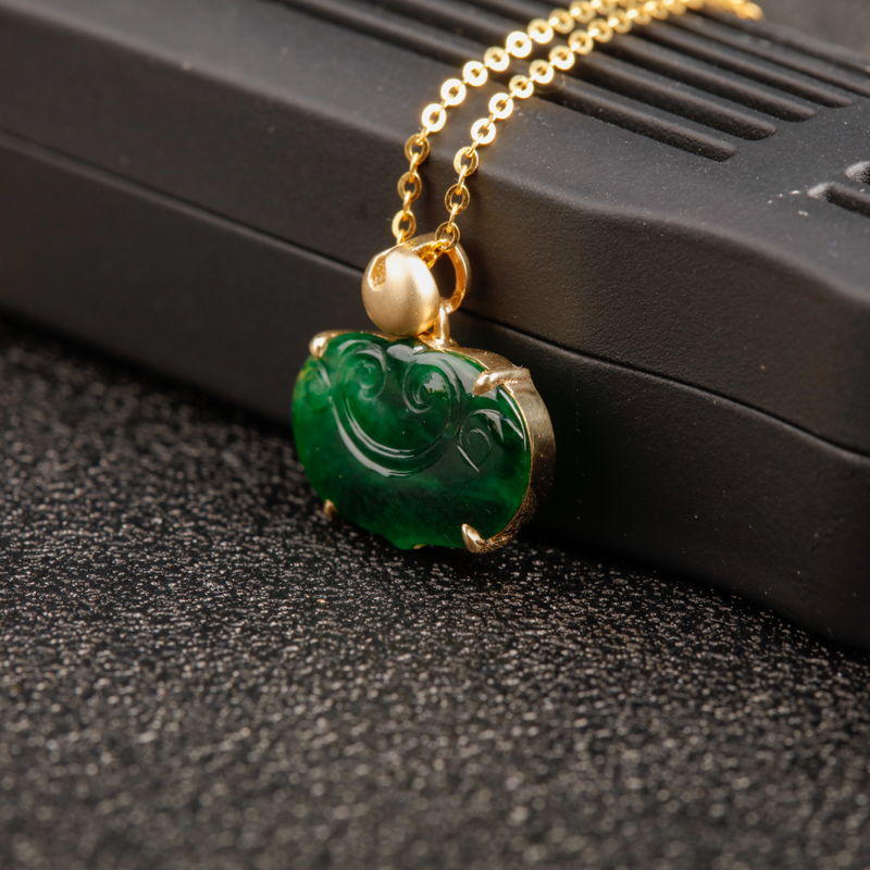 深绿翡翠如意吊坠-红掌柜