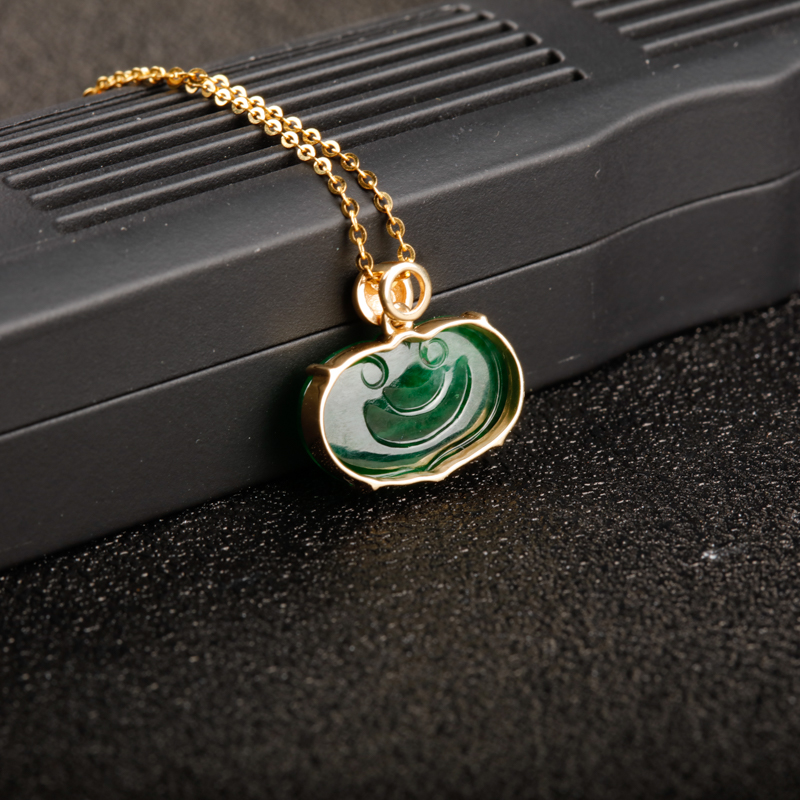 翡翠如意吊坠-红掌柜