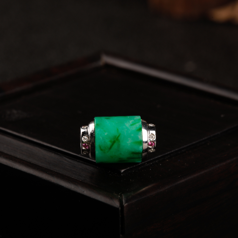 18K糯种飘翠翡翠路路通吊坠-红掌柜