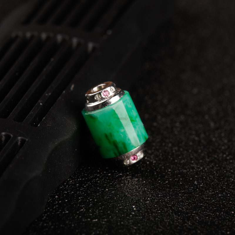 飘翠翡翠路路通吊坠-红掌柜