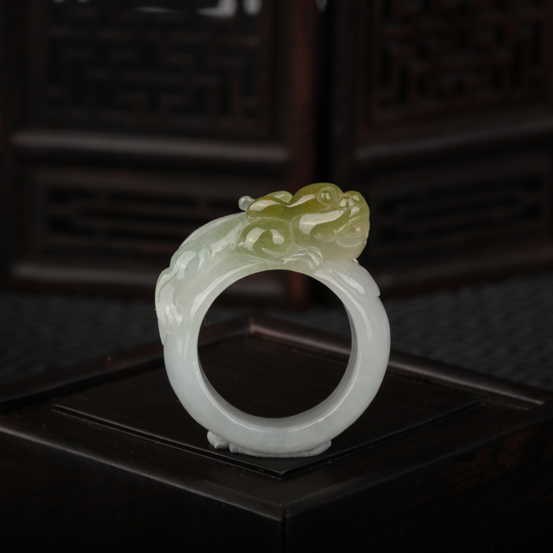 缅甸天然糯冰种俏色翡翠貔貅戒指-红掌柜