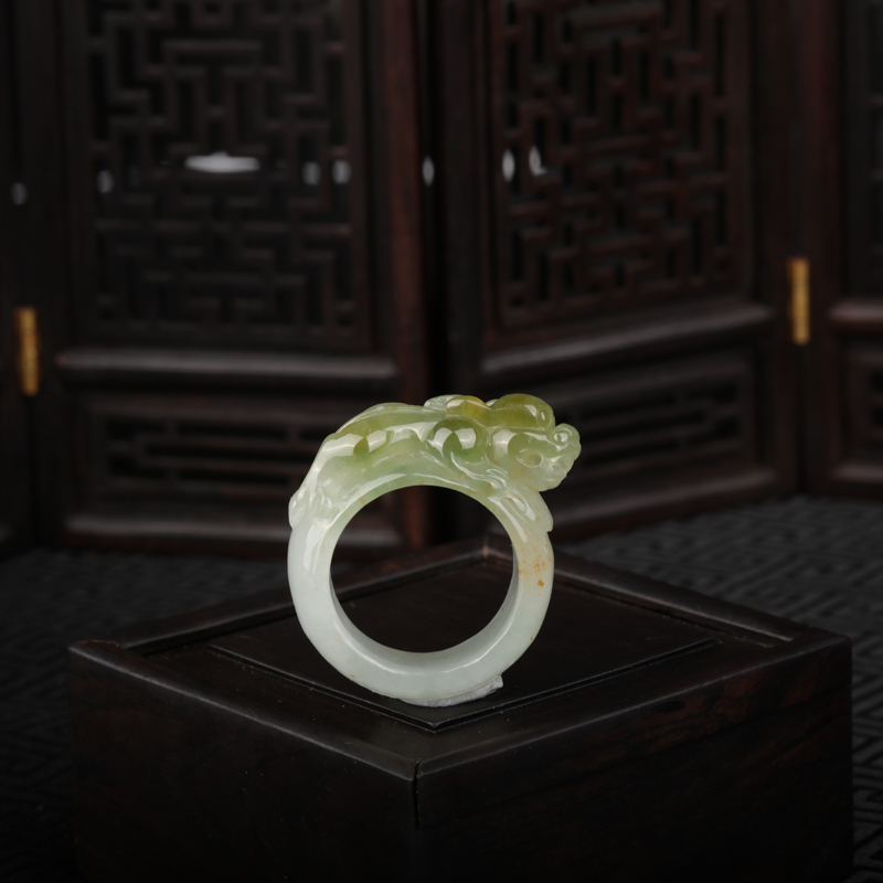 缅甸天然糯冰种俏色翡翠貔貅戒指-红掌柜