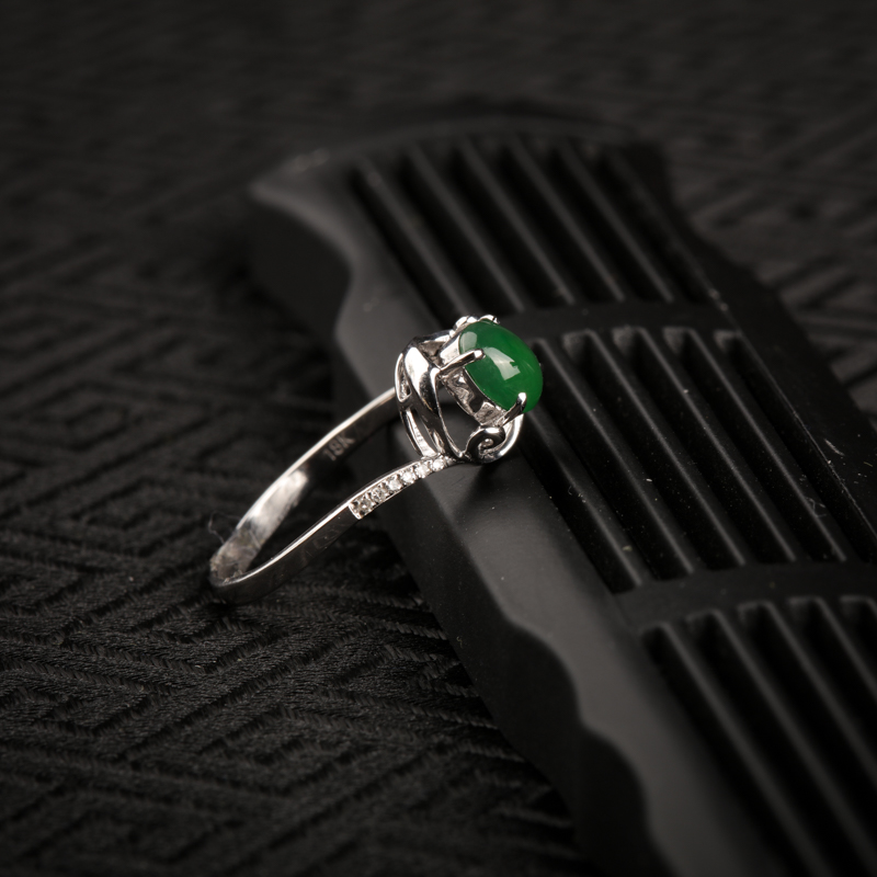 糯冰种翡翠戒指-红掌柜