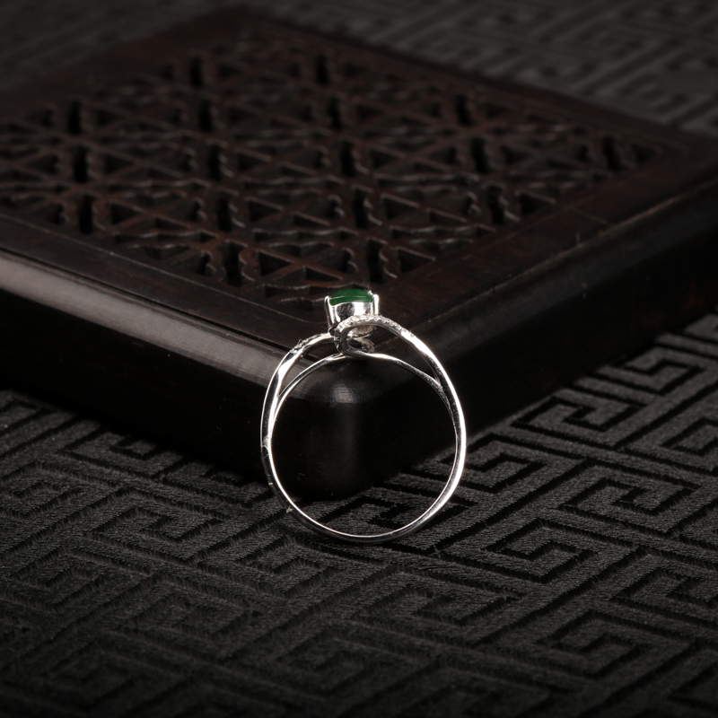 缅甸天然18K金镶糯冰种翠绿翡翠戒指-红掌柜