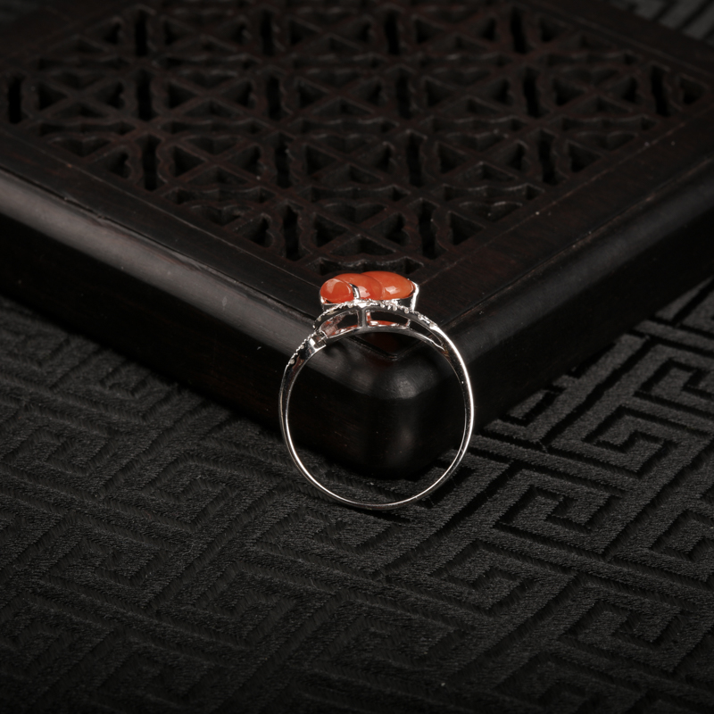 缅甸天然18K金镶糯冰种红翡戒指-红掌柜