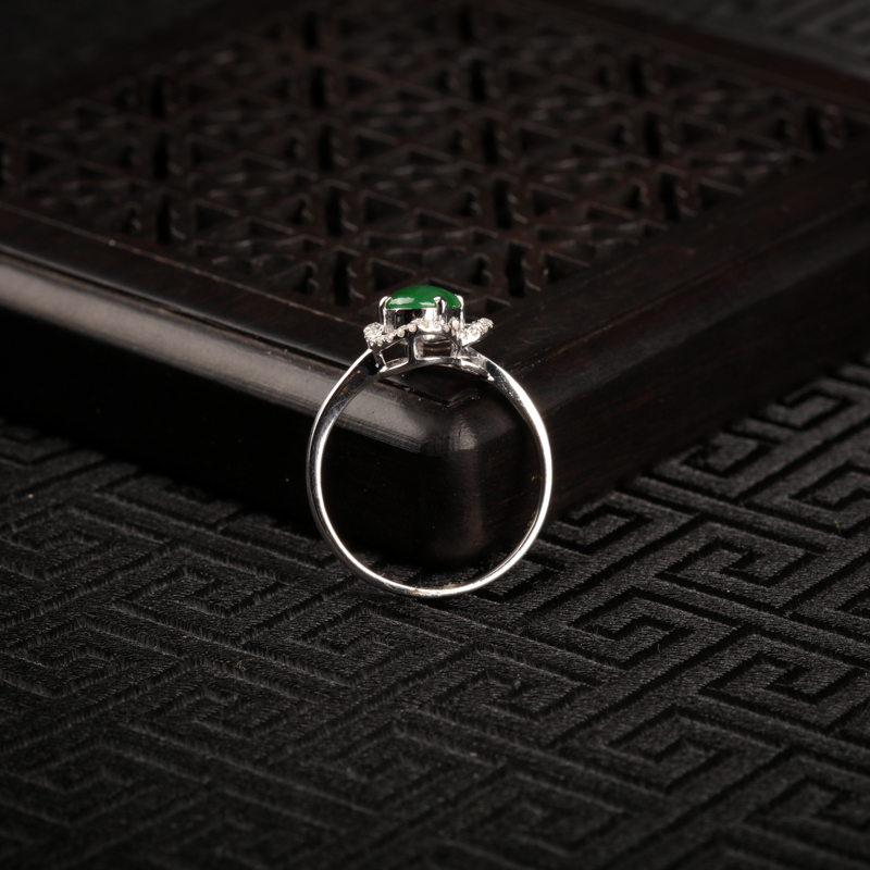 缅甸天然18K金镶糯冰种翠绿翡翠戒指-红掌柜