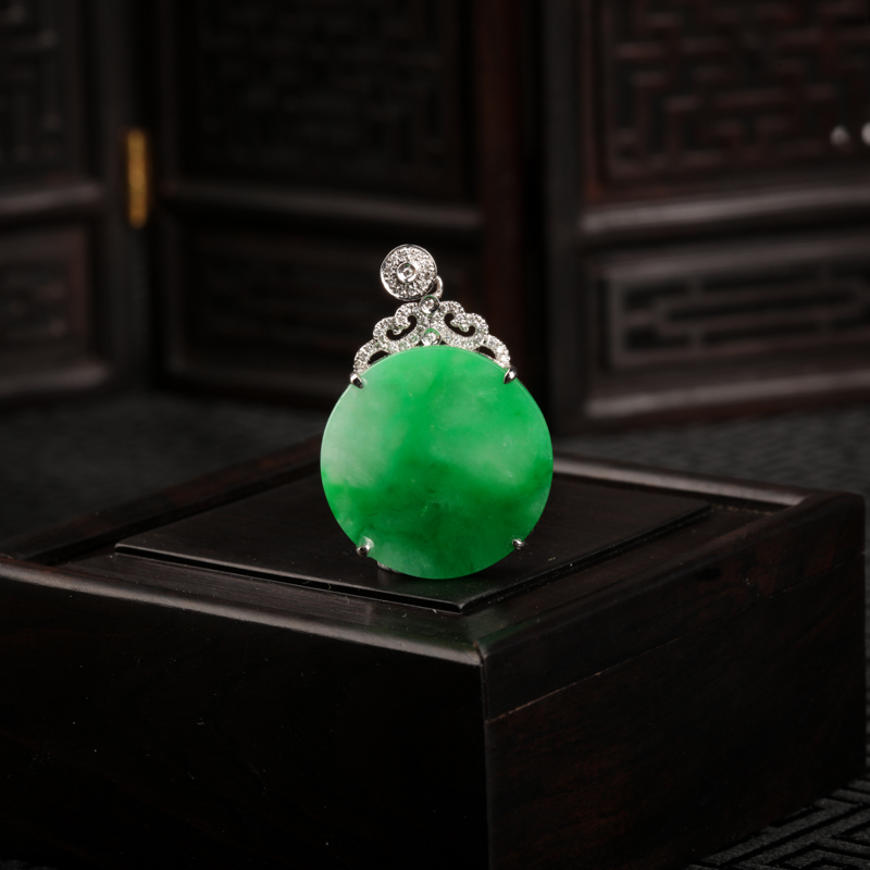 18K糯种翠绿翡翠团圆吊坠-红掌柜