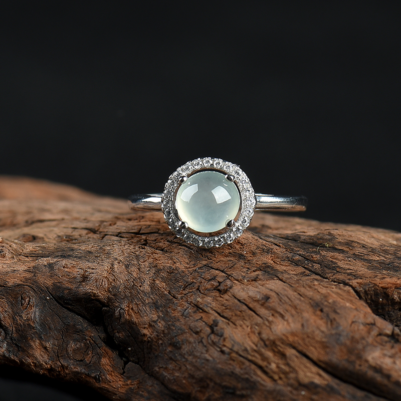 银镶糯冰种翡翠戒指-红掌柜