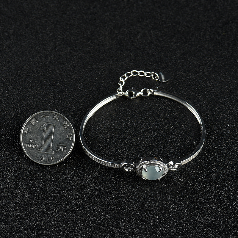 银镶糯冰种翡翠手镯-红掌柜