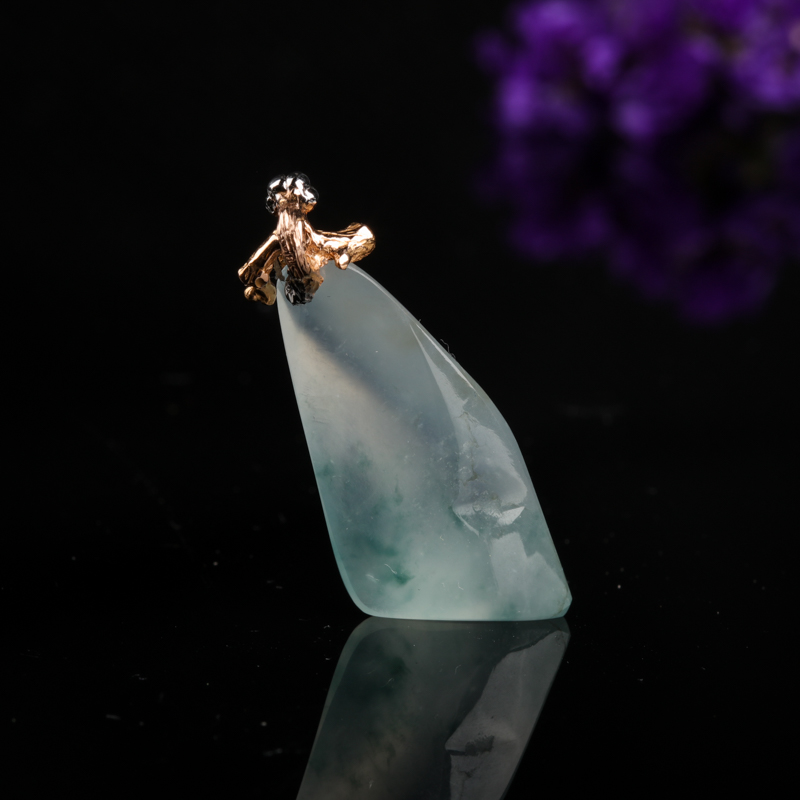 糯冰种飘花翡翠随形吊坠-红掌柜