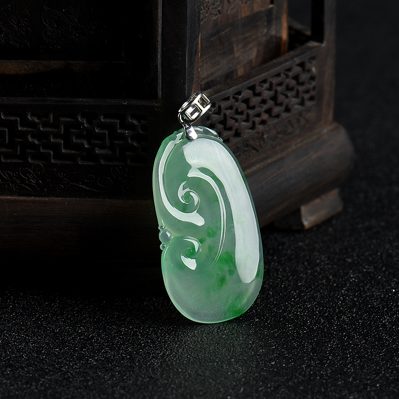 飘翠翡翠如意吊坠-红掌柜