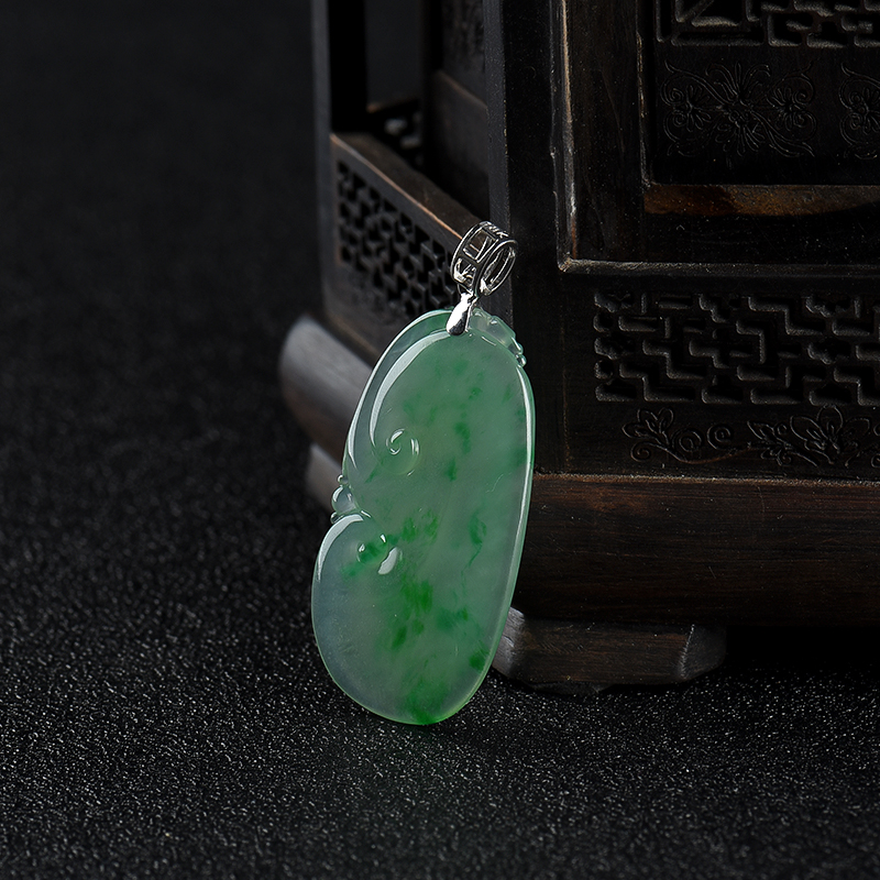 翡翠如意吊坠-红掌柜