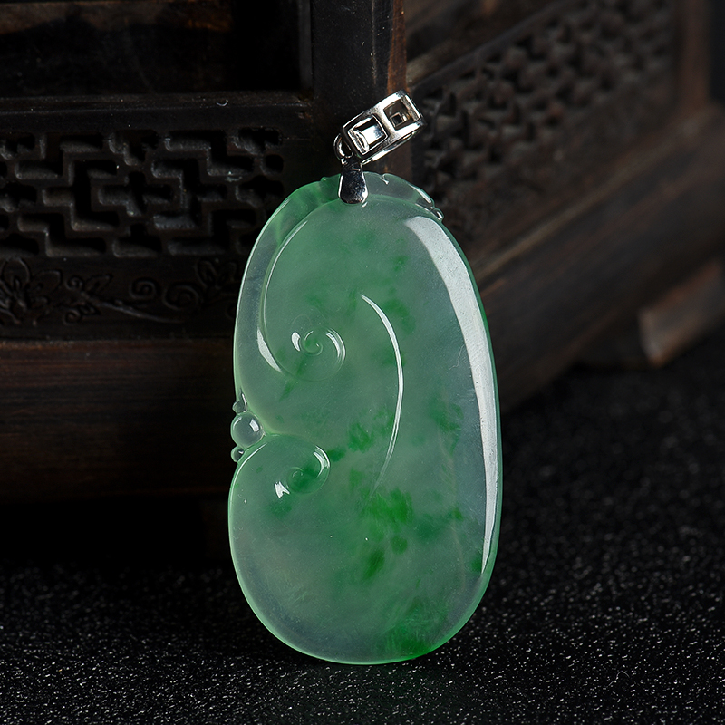 天然翡翠如意吊坠-红掌柜