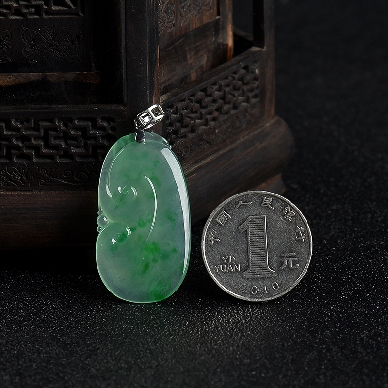 缅甸翡翠如意吊坠-红掌柜