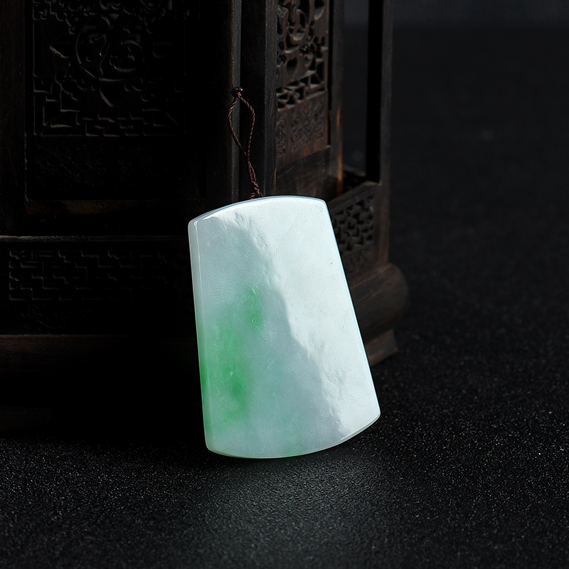 天然糯种飘翠翡翠无事牌吊坠-红掌柜